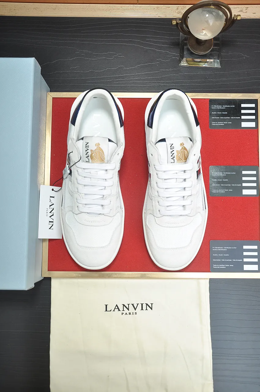 Men's men's shoes💰540💶[LANVIN] The latest lace-up fashionable casual couple sneakers, high-quality CLAY couple series‼ ️ The latest trendy products of the season 🌈Many bloggers have planted grass and purchased the original open-mold customization. The upper and outsole are sewn with mark threads without edge sealing. A variety of material splicing combination design. Very versatile for fashionable and casual wear. Comfortable on the feet. Self-recommended. Upper cowhide + cow suede + breathable mesh lining. Foot-padding cowhide. Exclusive original open-mold clear logo rubber outsole ⚠️Couple standard size 36-40 for women and 38-44 for men.